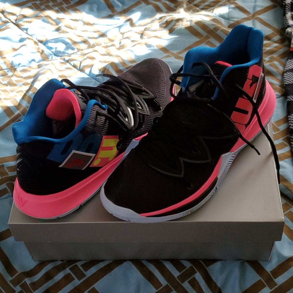 Kyrie 5 Just Do It